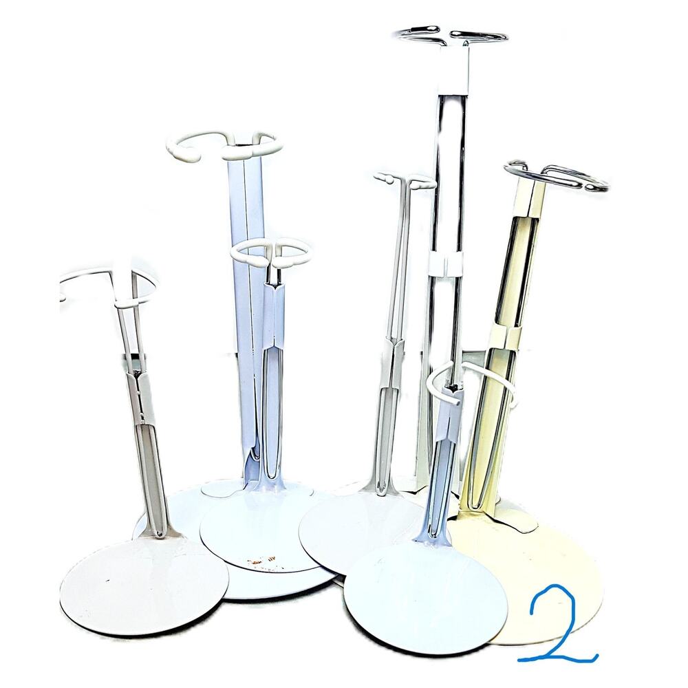 2* ( 7 ) Various Size Doll Stands